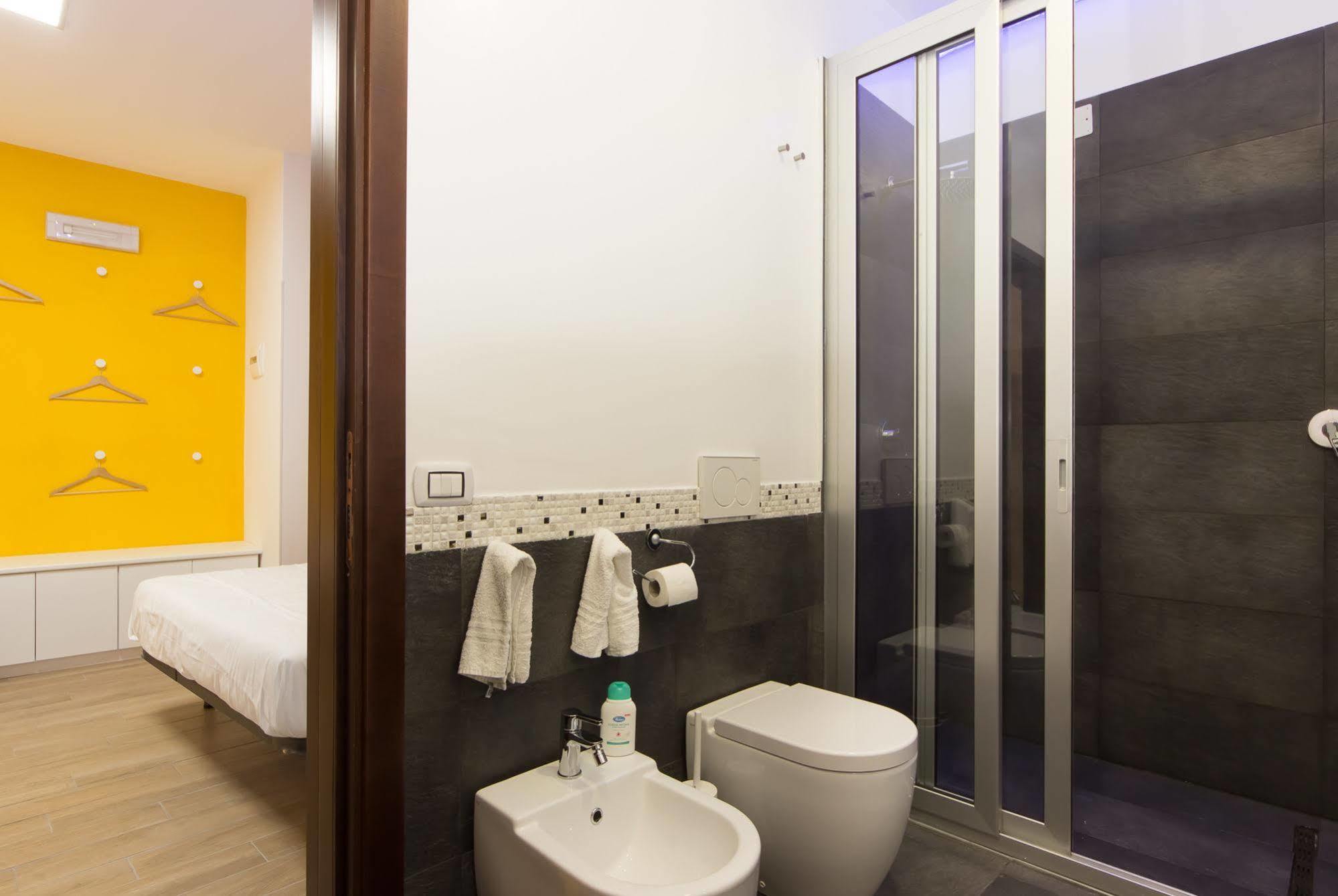 Central Rooms Il Re Guest house