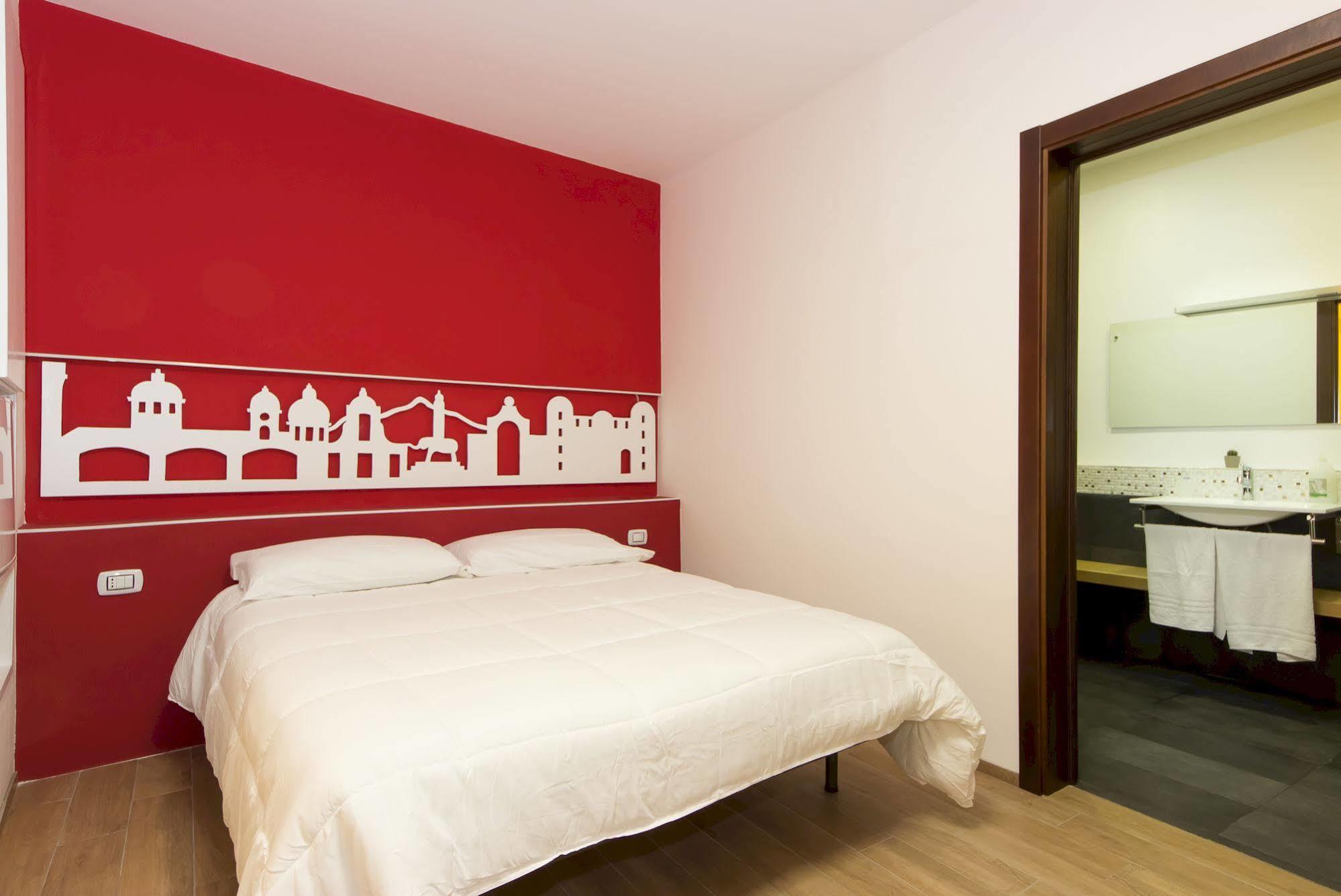 Central Rooms Il Re Guest house *